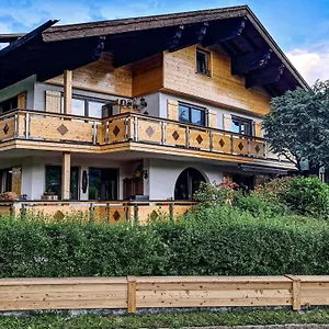 Apartment Urlaub Beim Filmemacher Thomas Junker, Ruhpolding